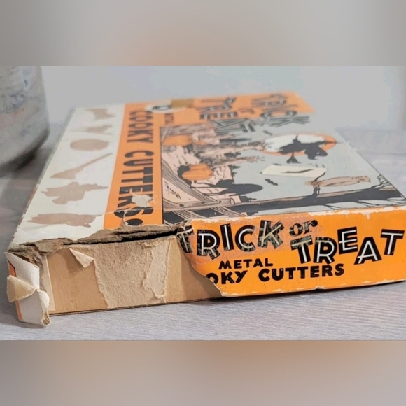 Halloween Metal Cookie Cooky Cutters Boxed Set Vintage - Picture 6 of 6